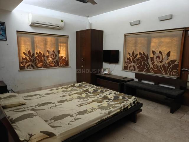 7 BHK Independent House in Prahlad Nagar for resale Ahmedabad. The reference number is 20015616