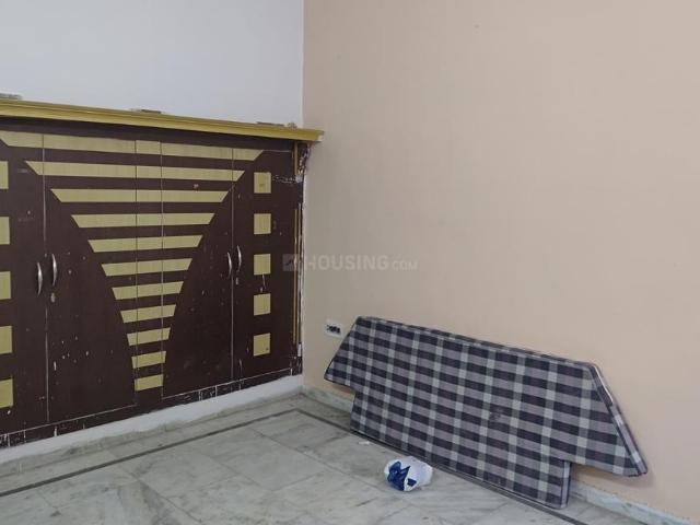 7 BHK Independent House in Rakabganj for rent Agra. The reference number is 21070897