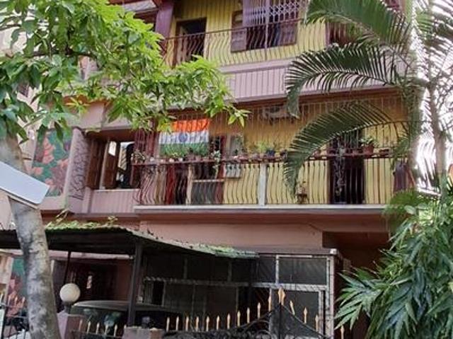 7 BHK Independent House in Santoshpur for resale Kolkata. The reference number is 20938206