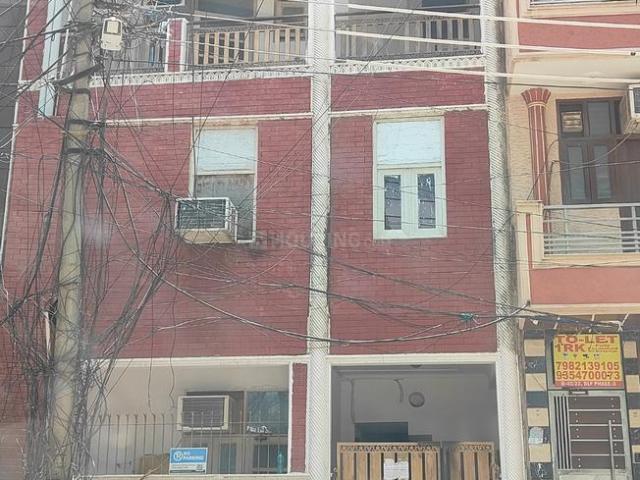7 BHK Independent House in Sector 24 for resale Gurgaon. The reference number is 20383054
