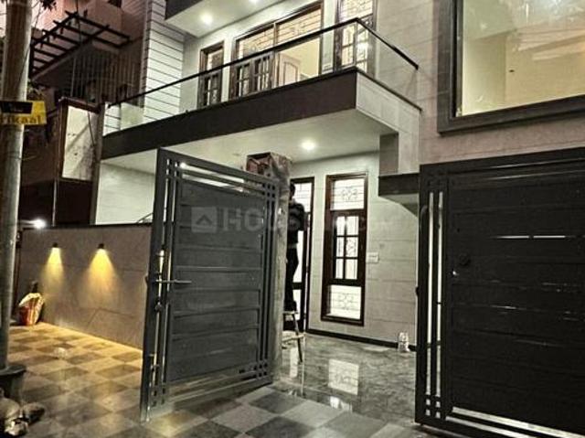 7 BHK Independent House in Sector 41 for resale Noida. The reference number is 20107064