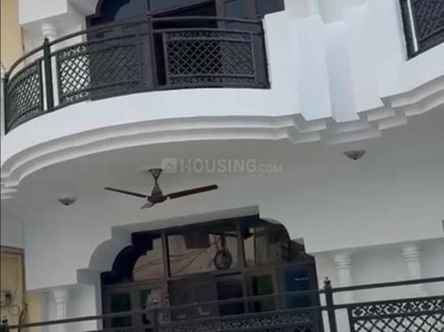 7 BHK Independent House in Sector 41 for resale Noida. The reference number is 21038815
