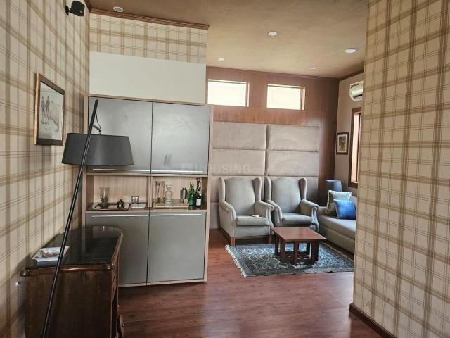 7 BHK Independent House in Sector 52 for resale Gurgaon. The reference number is 21327091