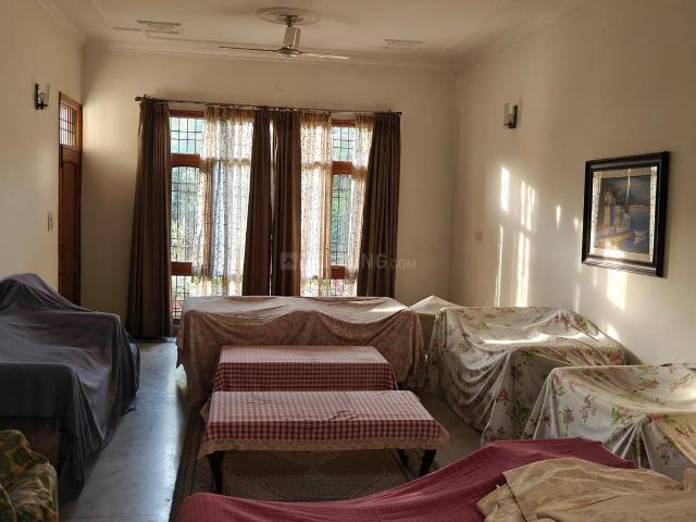 7 BHK Independent House in Sector 54 for resale Mohali. The reference number is 20215811
