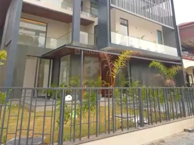 7 BHK Independent House in Sector 60 for resale Mohali. The reference number is 19851737