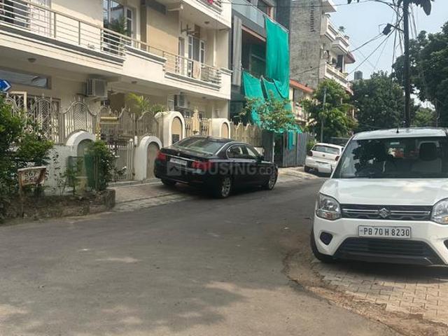 7 BHK Independent House in Sector 64 for resale Mohali. The reference number is 21010660