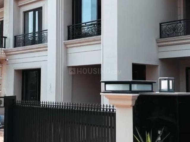7 BHK Independent House in Sector 91 for resale Mohali. The reference number is 19809797
