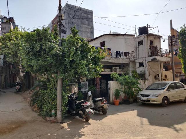 7 BHK Independent House in Shahdara for resale New Delhi. The reference number is 7559708