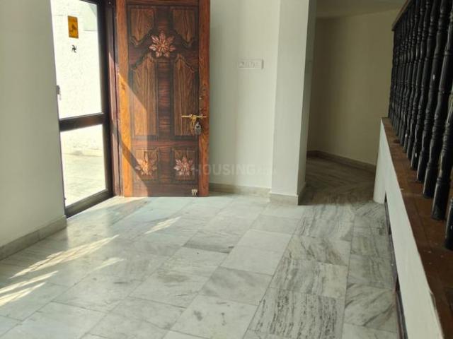 7 BHK Independent House in Sharda Nagar for rent Lucknow. The reference number is 20956139