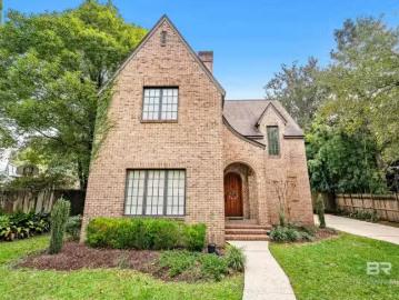 7 BIENVILLE AVE, MOBILE, AL 36606