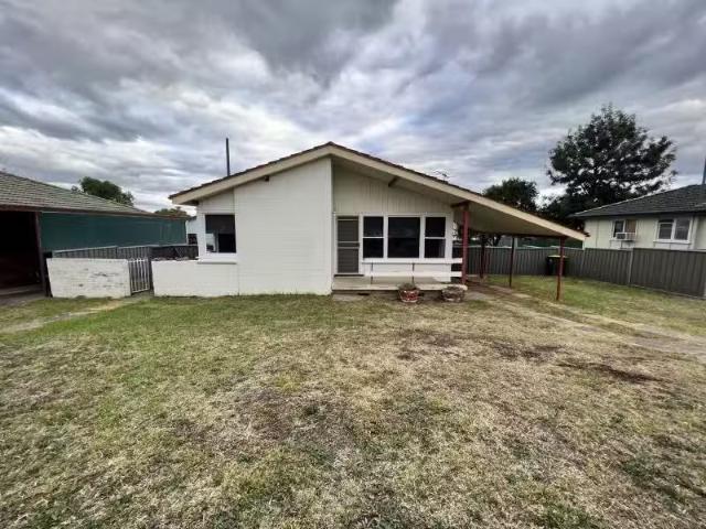 7 Bingle Street, Scone House for rent Listed by Property Mana.