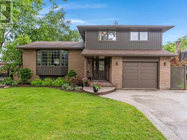 7 Blue Heron Court, Woolwich, ON, N3B 1S6 house for sale | Listing ID X13514 | Royal LePage