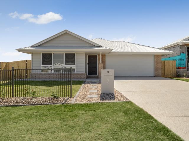 7 Bluebell Street, Glenvale, QLD 4350 House for Rent Ray White Toowoomba Real Estate