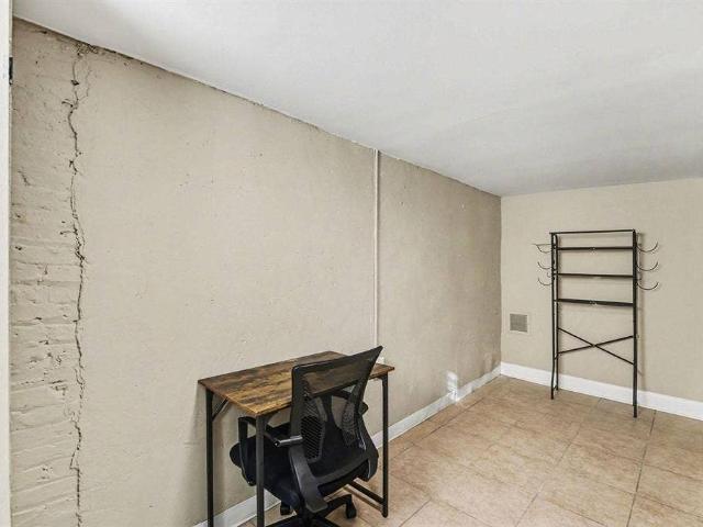 7 BR in Baltimore