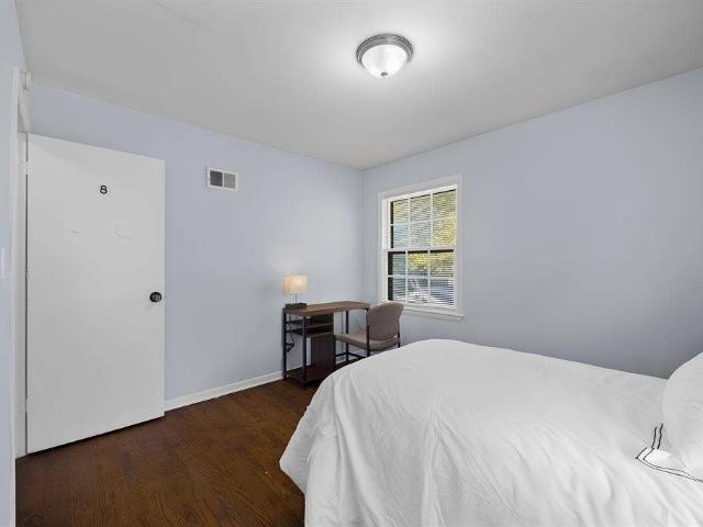 8 BR in Kansas City