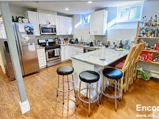 7 BR, 3 BA Apartment 221 Norfolk St, Unit 1, Cambridge, MA 02139