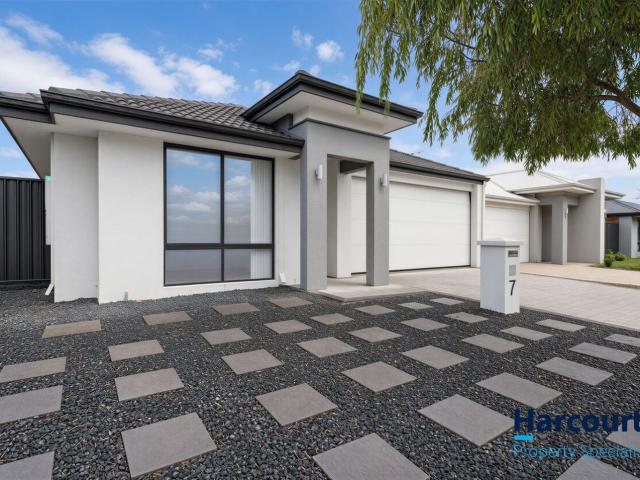 7 Bromley Road, WELLARD, WA 6170