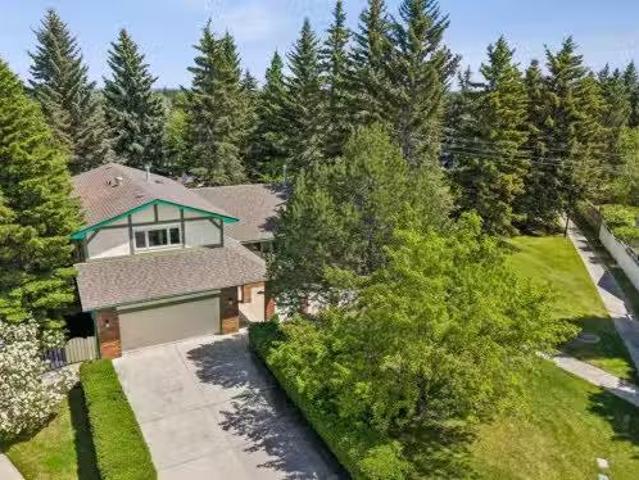 7 Brookpark Bay Sw, Calgary, AB, T2W 2R7 house for sale Lis.