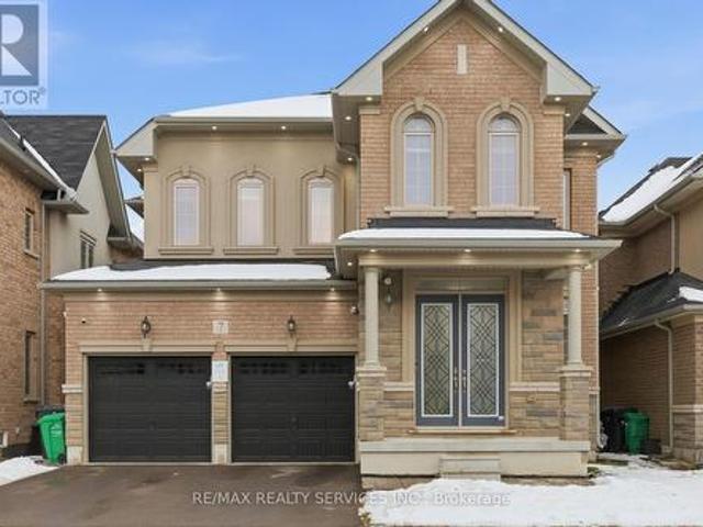 7 Caboose Street, Brampton, ON, L7A 5A9 house for sale | Listing ID W13147 | Royal LePage