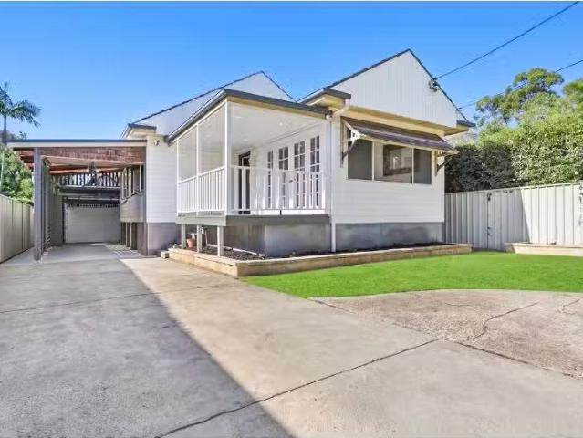 7 Cahors Road, Padstow House for rent Listed by Jacob Ardizzo.