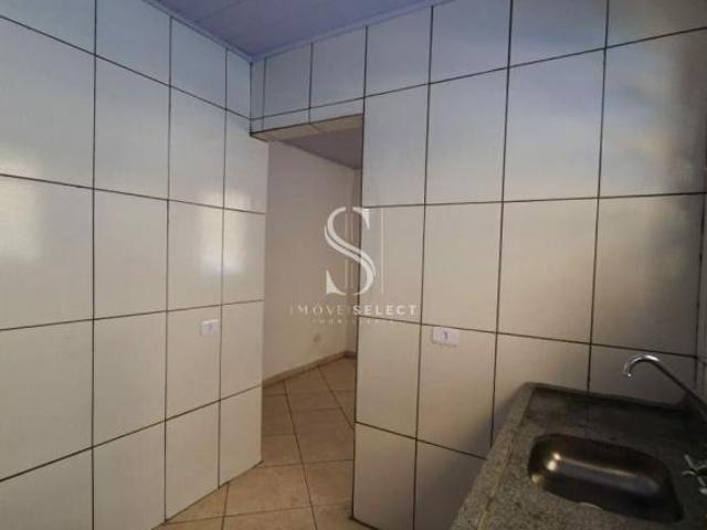 7 Casas á venda em um terreno de 400m² com 7 dormitórios na Cidade Ademar. 7 CAS