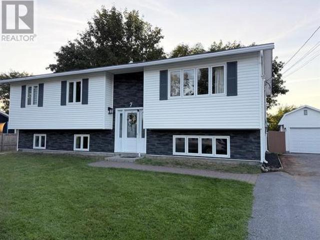 7 Castlewood Drive, Pasadena, NL, A0L 1K0 house for sale | Listing ID 1301 | Royal LePage