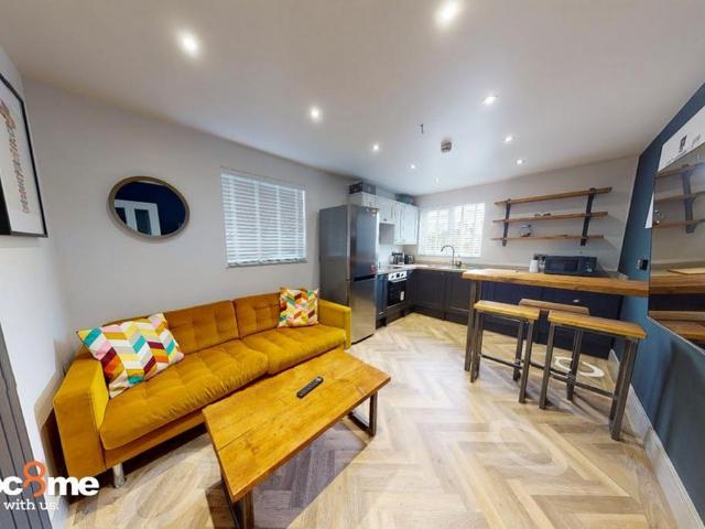 7 Carlyle Road, Birmingham, B16 9BH, United Kingdom | 3 bed apartment for rent #137931762 | Rentberry