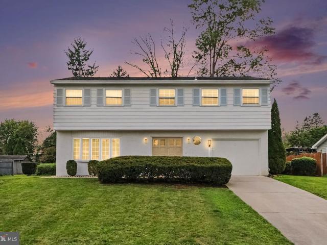 7 Center Drive