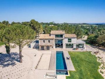 7 chambres, Arles Provence 13550 89516250