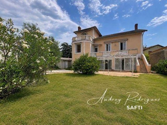 7 chambres, Bourg Rhône 26300 104260025