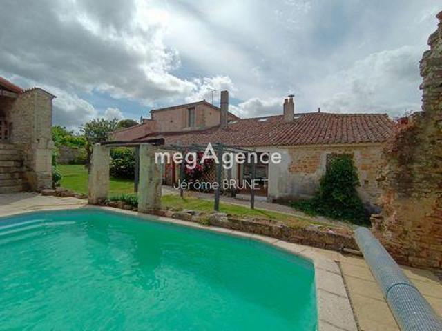 7 chambres, La Chapelle Pays de la Loire 85210 102557071