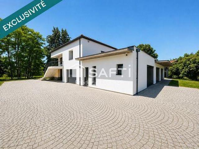 7 chambres, Saint Auvergne 63360 103617715