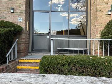 7 Charles Ln, Unit 2B, Pomona, NY 10970 | MLS #930945