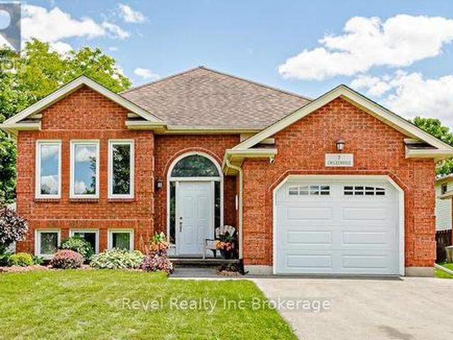 7 Childerhose Crescent, Brantford, ON, N3P 1Z8 house for sale | Listing ID X13489 | Royal LePage