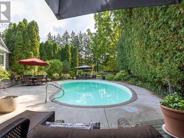 7 Christopher Street, Niagara On The Lake Town, ON, L0S 1J0 Luxury House for sale | Listing ID X12915 | Royal LePage Carriage Trade Luxury Properties