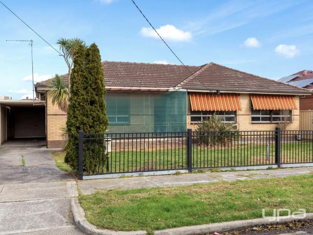 7 Clacton Street, ST ALBANS