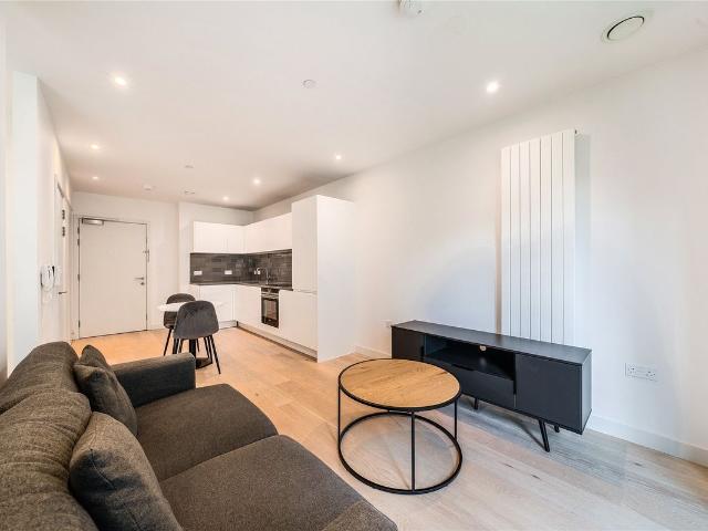 7 Clipper Street, London E16, Studio to rent, £1,900 pcm | PrimeLocation