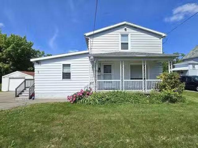 7 Cochrane Street, Glace Bay, NS, B1A 2W5 house for sale Li.