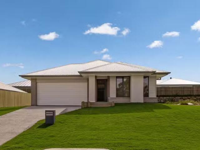 7 Cooper Circuit, NIKENBAH, QLD 4655 House for Rent
