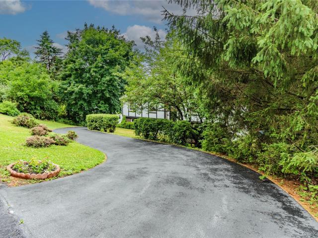 7 Colleen Lane