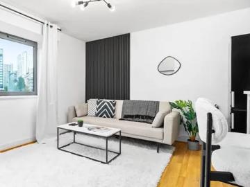 Indico, 113 115 Holliday Passage, Birmingham, B1 1RF, United Kingdom | 3 bed apartment for rent #108113025 | Rentberry