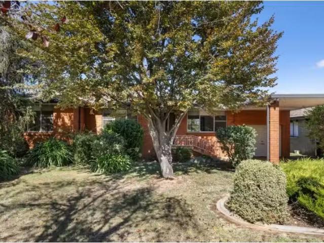 7 Courallie Drive, Orange House for rent Listed by Dearne Yeg.