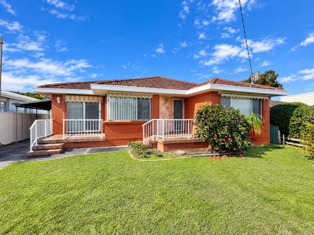 7 Crown Street, Toukley, NSW 2263