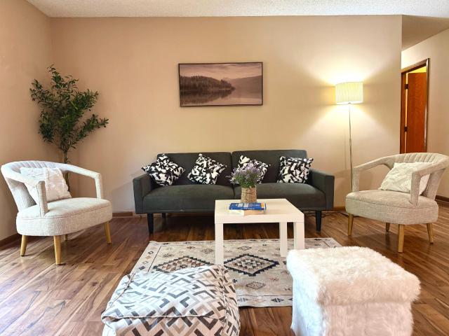 7 Crusader Avenue E # D