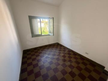7 de Marzo 2600, Santo Tomé