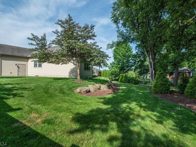 7 Dehart Ct