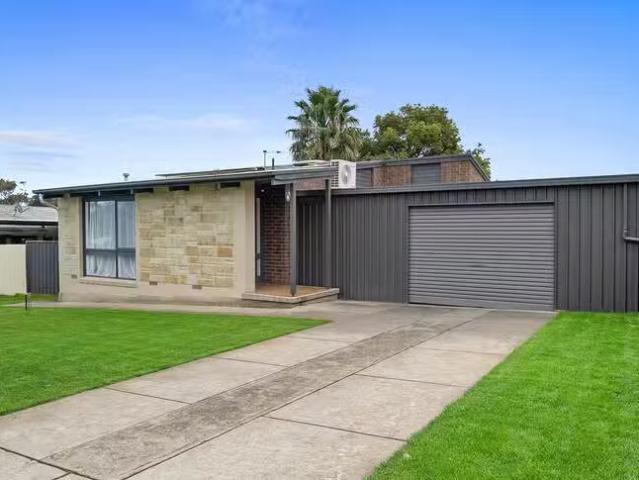 7 Denby Close, Christie Downs, SA 5164