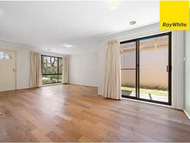 7 Dines Place, BRUCE House for rent Listed by Octavia Whatman.