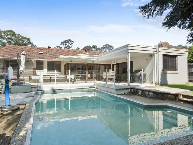 7 Dorset Drive, St Ives House | Listed 09 June 2026