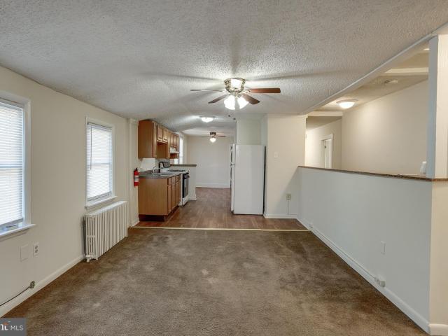 7 Dresser Avenue Unit 1, Burlington, US, NJ